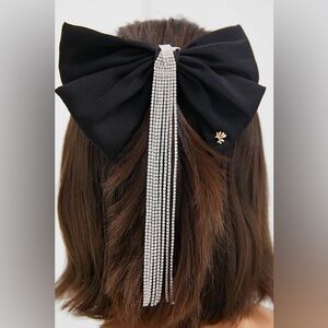 LELE SADOUGHI Jet Crystal Kristina Crystal Bow Barrette